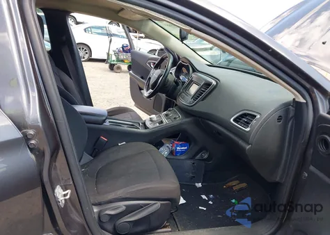 2015 Chrysler 200 Limited из США, поврежденный, VIN 1C3CCCAB9FN724808